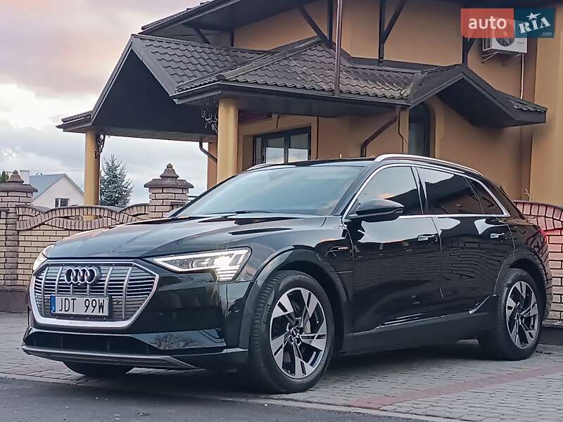 Внедорожник / Кроссовер Audi e-tron 2023 в Львове