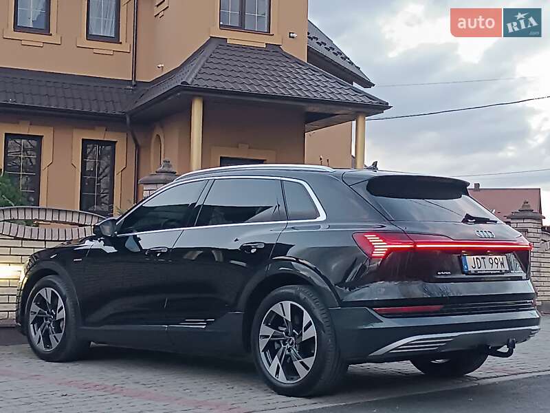 Внедорожник / Кроссовер Audi e-tron 2023 в Львове