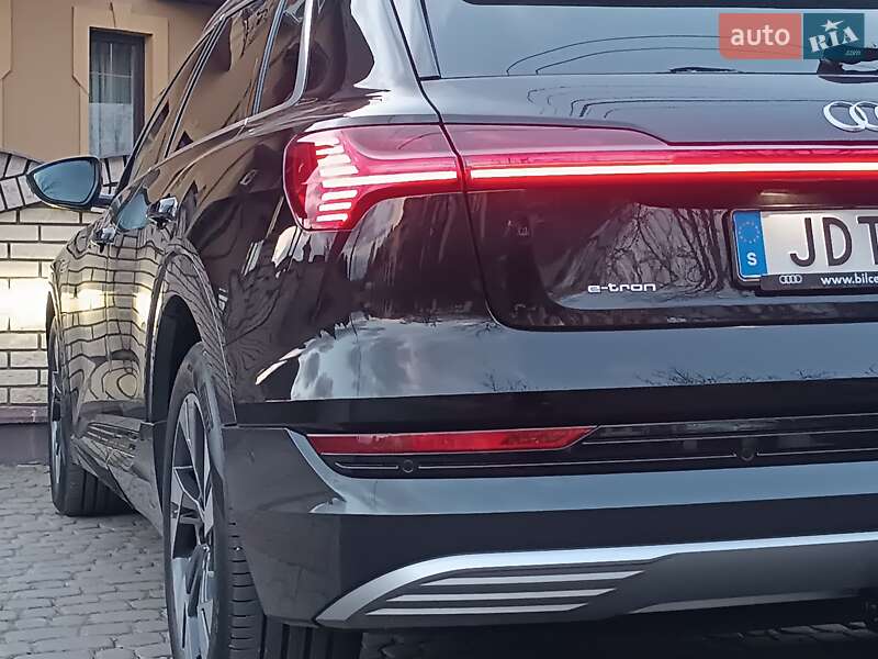 Внедорожник / Кроссовер Audi e-tron 2023 в Львове
