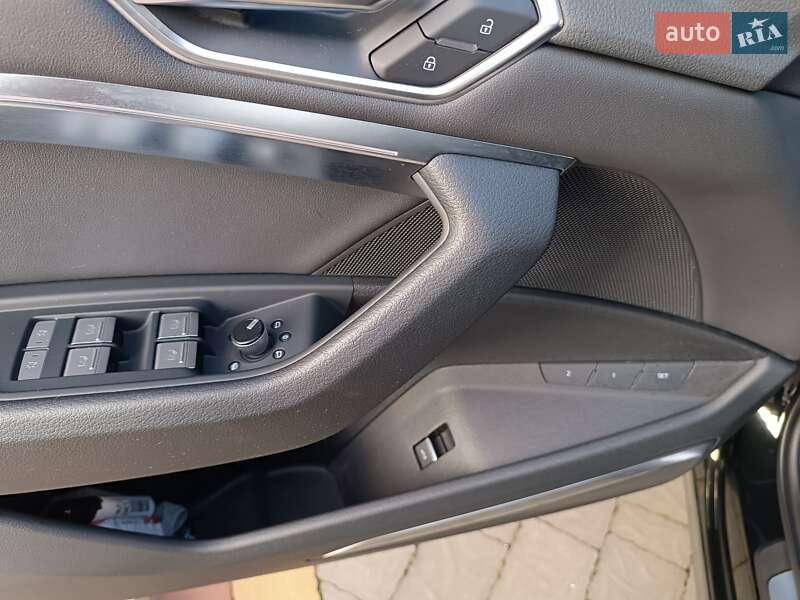 Внедорожник / Кроссовер Audi e-tron 2023 в Львове