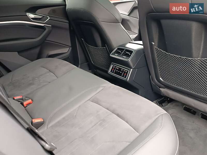 Внедорожник / Кроссовер Audi e-tron 2023 в Львове