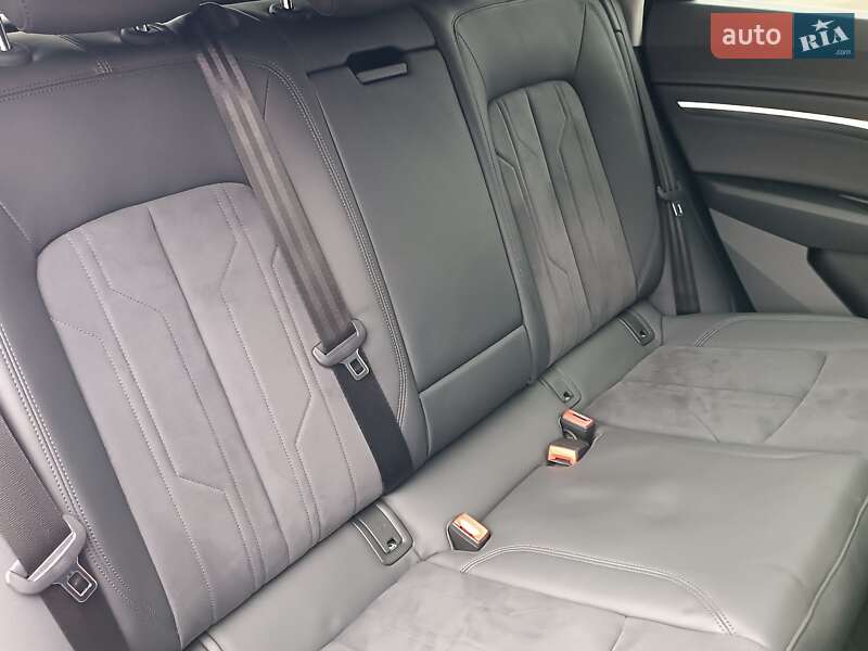 Внедорожник / Кроссовер Audi e-tron 2023 в Львове