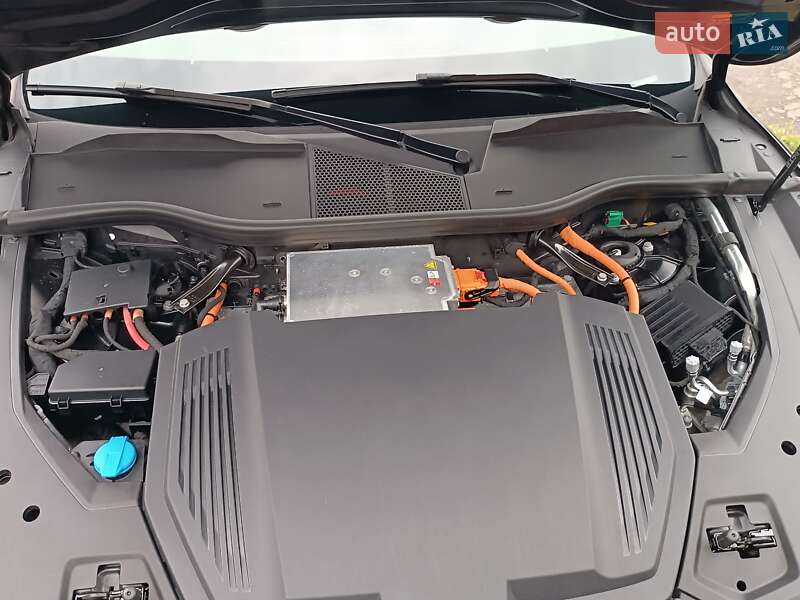 Внедорожник / Кроссовер Audi e-tron 2023 в Львове