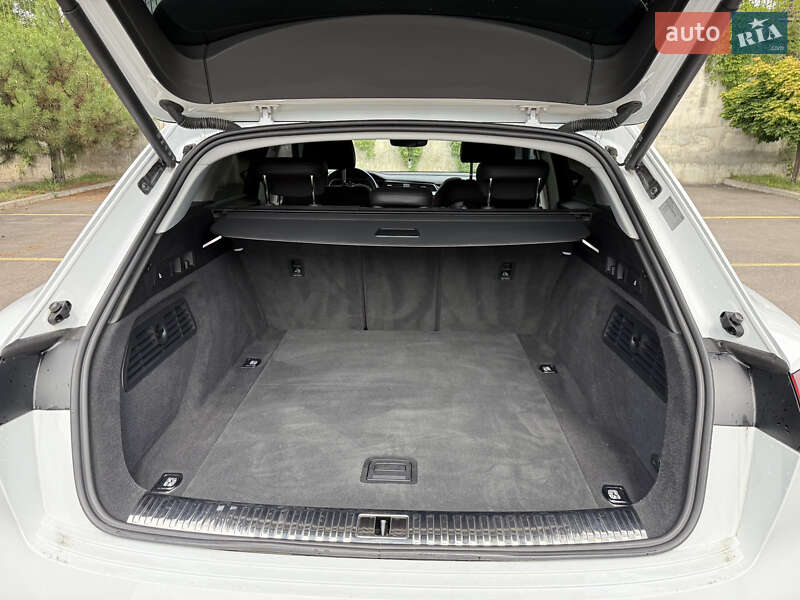 Позашляховик / Кросовер Audi e-tron 2021 в Рівному