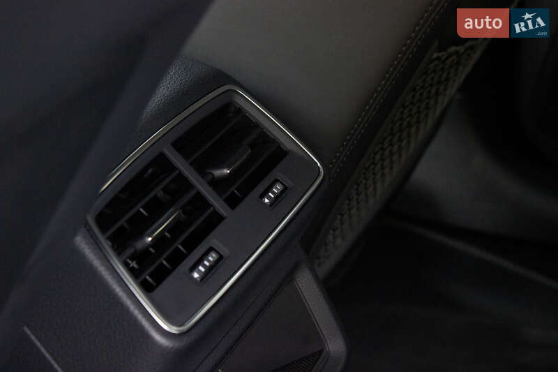 Позашляховик / Кросовер Audi e-tron 2021 в Києві