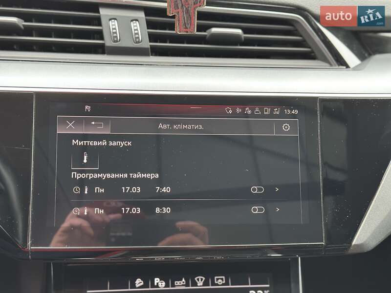 Внедорожник / Кроссовер Audi e-tron 2019 в Ужгороде