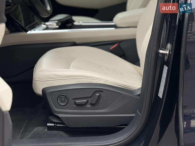 Позашляховик / Кросовер Audi e-tron 2021 в Тернополі