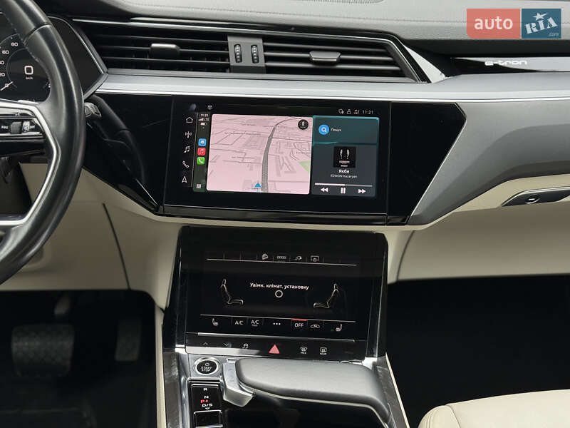 Позашляховик / Кросовер Audi e-tron 2021 в Тернополі