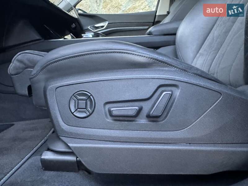 Внедорожник / Кроссовер Audi e-tron 2020 в Ровно