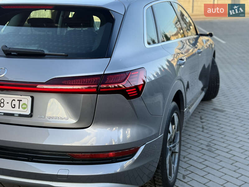 Внедорожник / Кроссовер Audi e-tron 2020 в Ровно