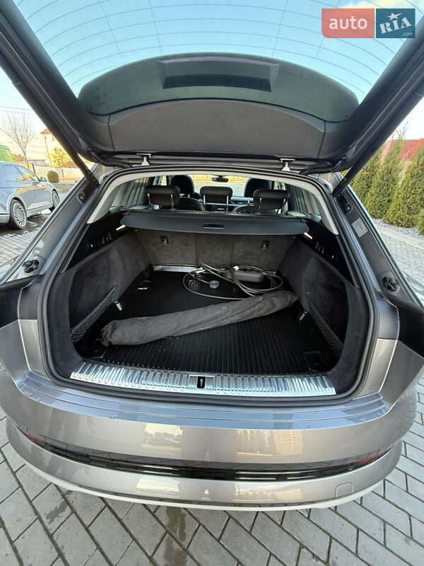 Внедорожник / Кроссовер Audi e-tron 2020 в Ровно