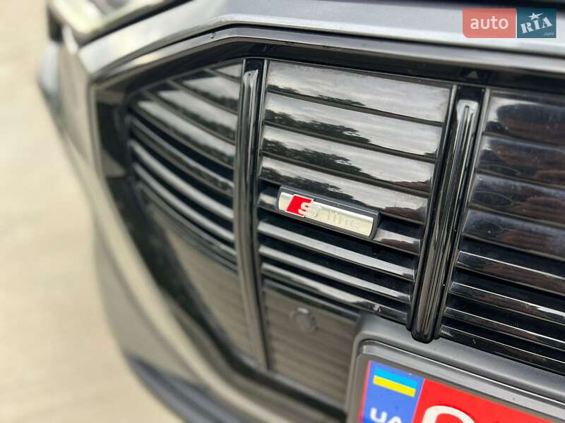 Позашляховик / Кросовер Audi e-tron 2021 в Дніпрі