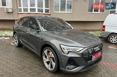 Позашляховик / Кросовер Audi e-tron 2021 в Дніпрі