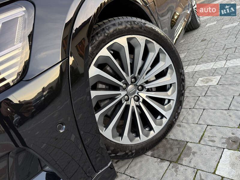 Внедорожник / Кроссовер Audi e-tron 2019 в Дрогобыче