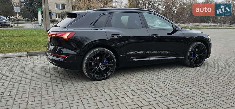 Позашляховик / Кросовер Audi e-tron 2020 в Тернополі