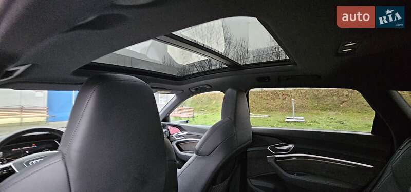 Позашляховик / Кросовер Audi e-tron 2020 в Тернополі