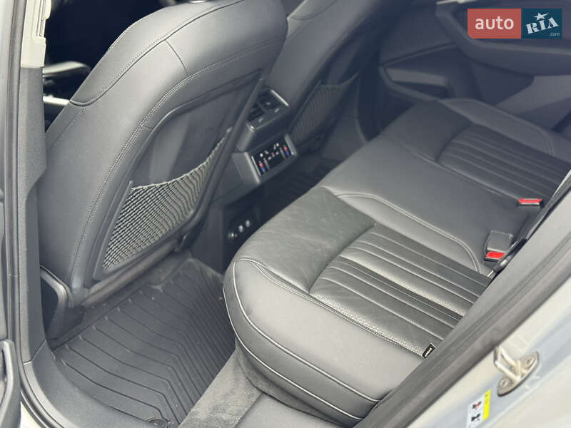 Внедорожник / Кроссовер Audi e-tron 2019 в Киеве фото 21 Внедорожник / Кроссовер Audi e-tron 2019 в Киеве
