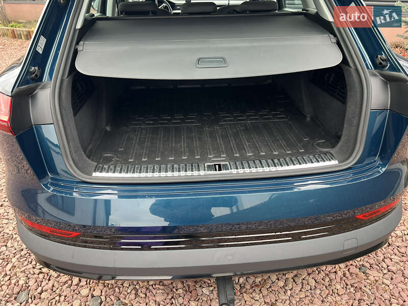 Внедорожник / Кроссовер Audi e-tron 2020 в Городке