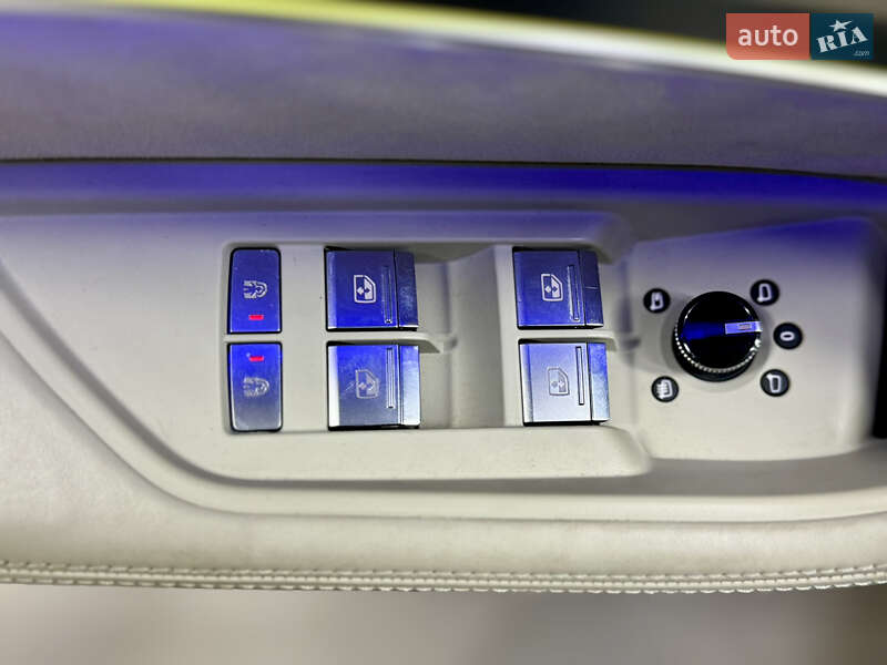 Позашляховик / Кросовер Audi e-tron 2019 в Києві