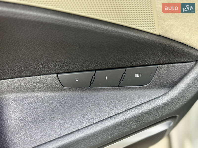 Позашляховик / Кросовер Audi e-tron 2019 в Києві
