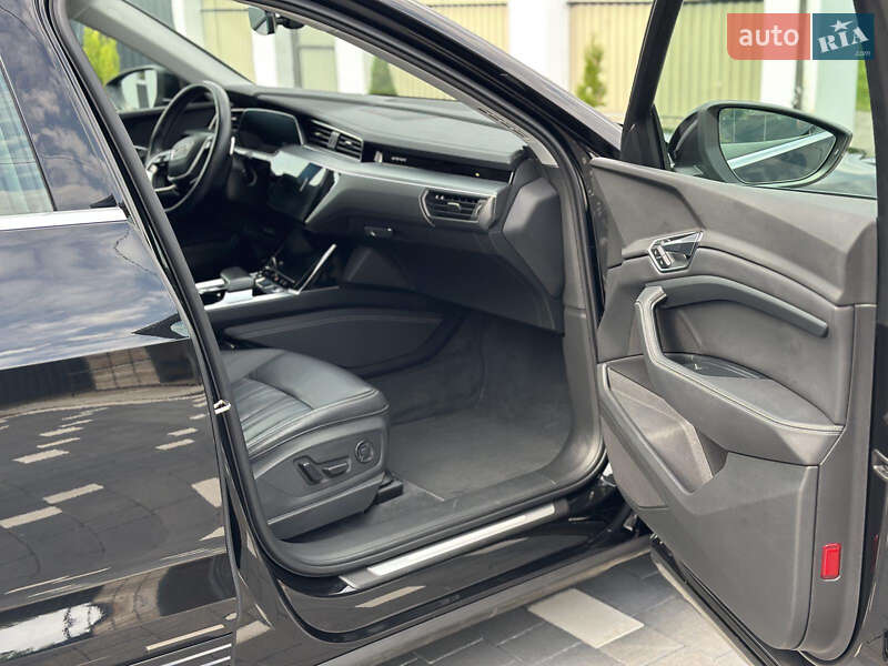 Позашляховик / Кросовер Audi e-tron 2020 в Коломиї