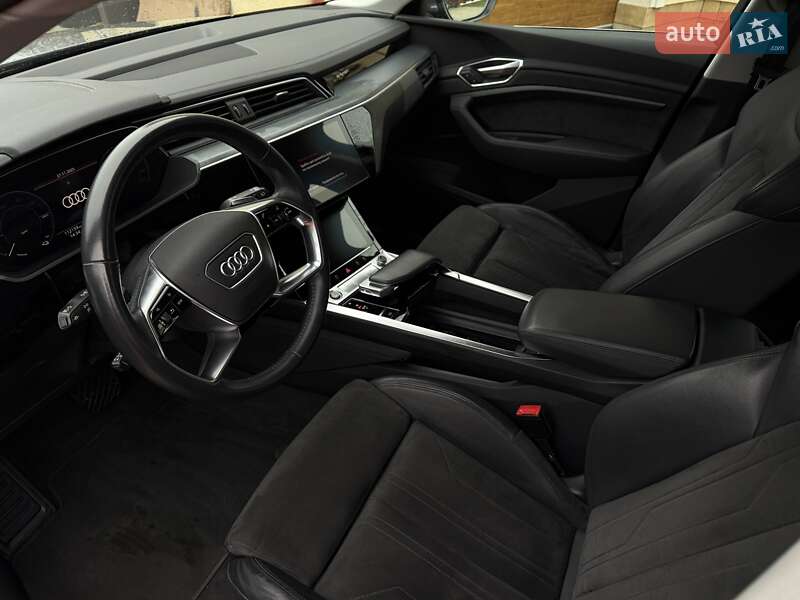 Внедорожник / Кроссовер Audi e-tron 2020 в Коломые