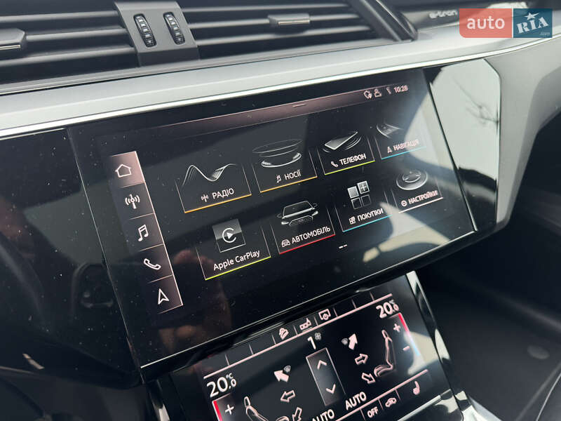 Позашляховик / Кросовер Audi e-tron 2020 в Харкові фото 25 Позашляховик / Кросовер Audi e-tron 2020 в Харкові