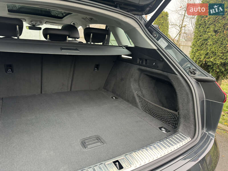 Позашляховик / Кросовер Audi e-tron 2020 в Харкові фото 51 Позашляховик / Кросовер Audi e-tron 2020 в Харкові