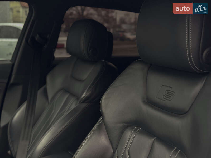 Внедорожник / Кроссовер Audi e-tron 2019 в Харькове