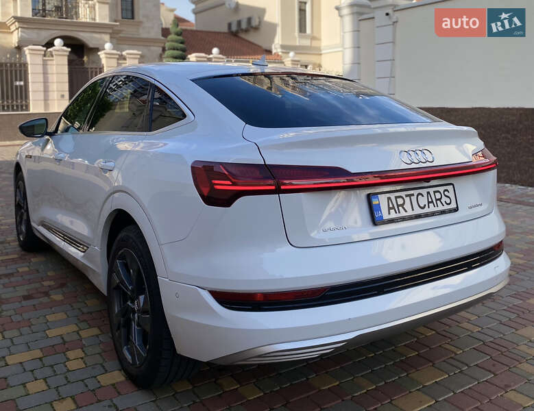 Внедорожник / Кроссовер Audi e-tron 2020 в Одессе