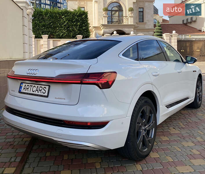 Внедорожник / Кроссовер Audi e-tron 2020 в Одессе