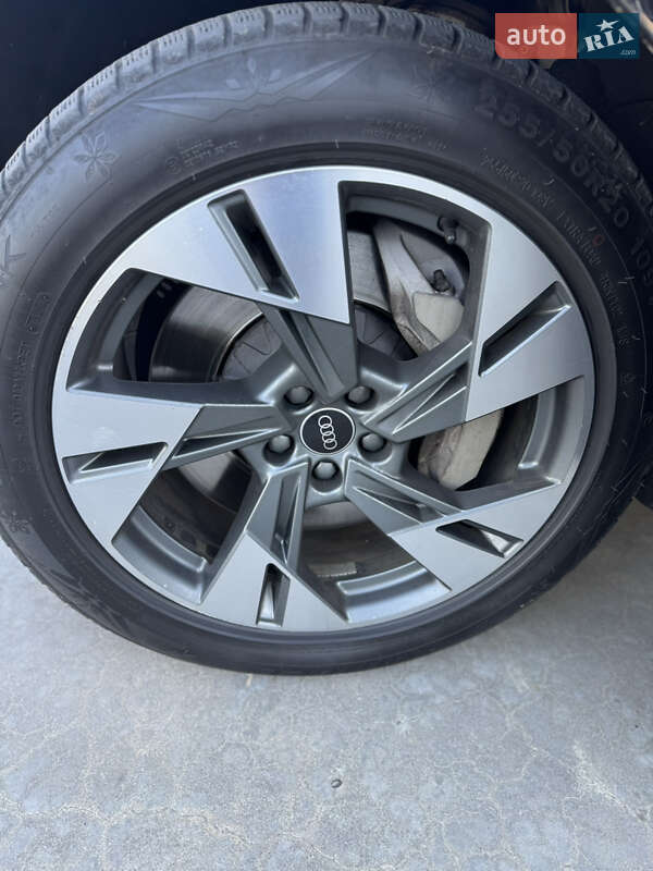 Внедорожник / Кроссовер Audi e-tron 2020 в Киеве