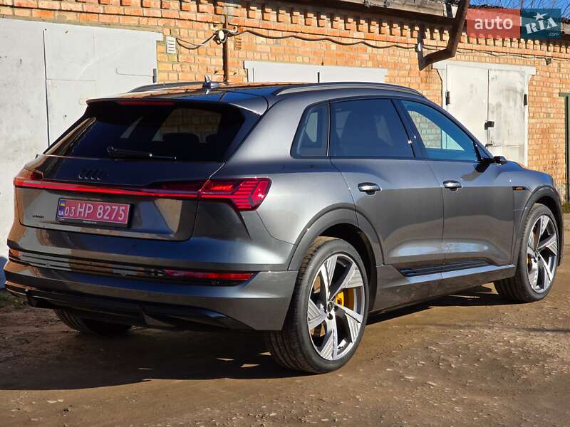 Внедорожник / Кроссовер Audi e-tron 2022 в Житомире