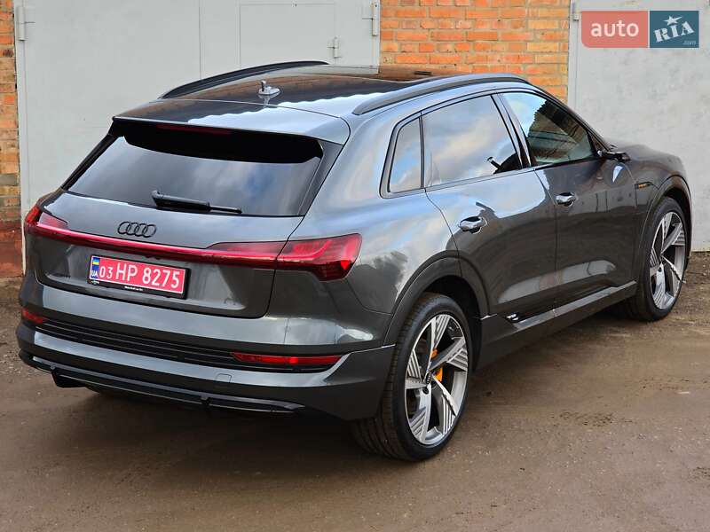 Внедорожник / Кроссовер Audi e-tron 2022 в Житомире