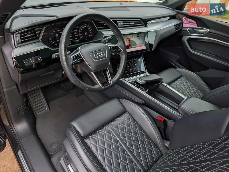 Внедорожник / Кроссовер Audi e-tron 2022 в Житомире