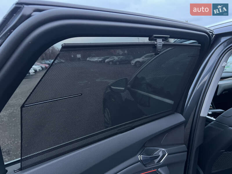 Позашляховик / Кросовер Audi e-tron 2022 в Луцьку