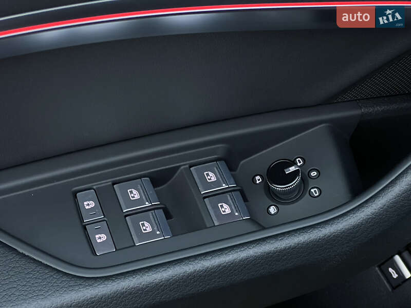 Позашляховик / Кросовер Audi e-tron 2022 в Луцьку