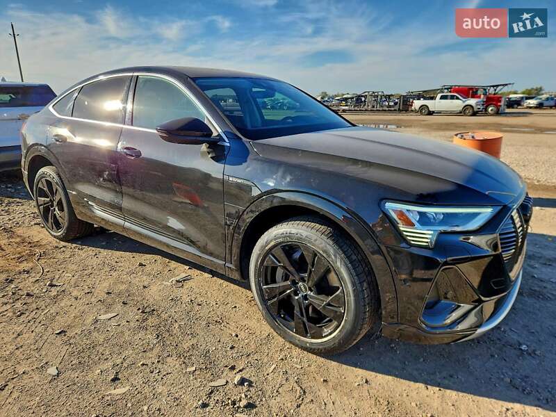 Внедорожник / Кроссовер Audi e-tron 2021 в Днепре