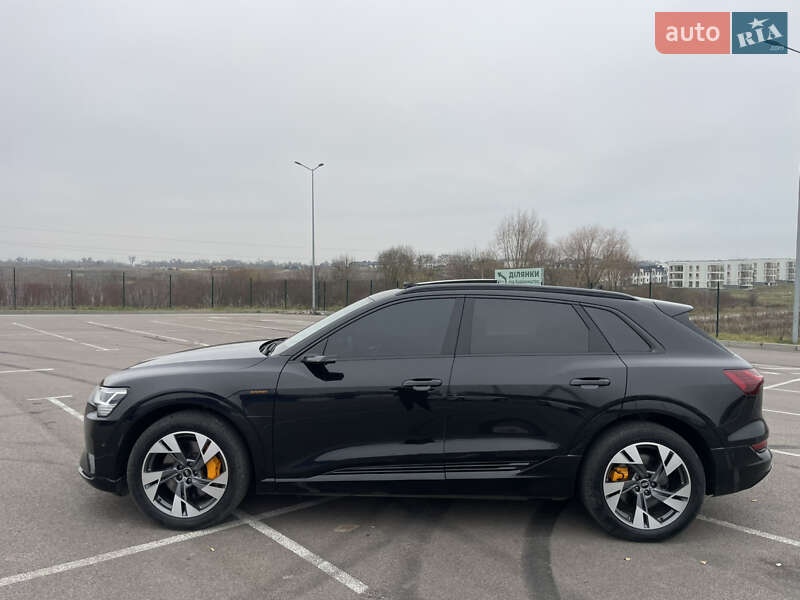 Внедорожник / Кроссовер Audi e-tron 2022 в Ровно фото 2 Внедорожник / Кроссовер Audi e-tron 2022 в Ровно