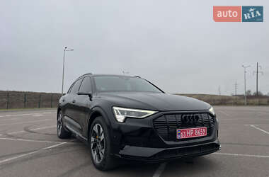 Внедорожник / Кроссовер Audi e-tron 2022 в Ровно