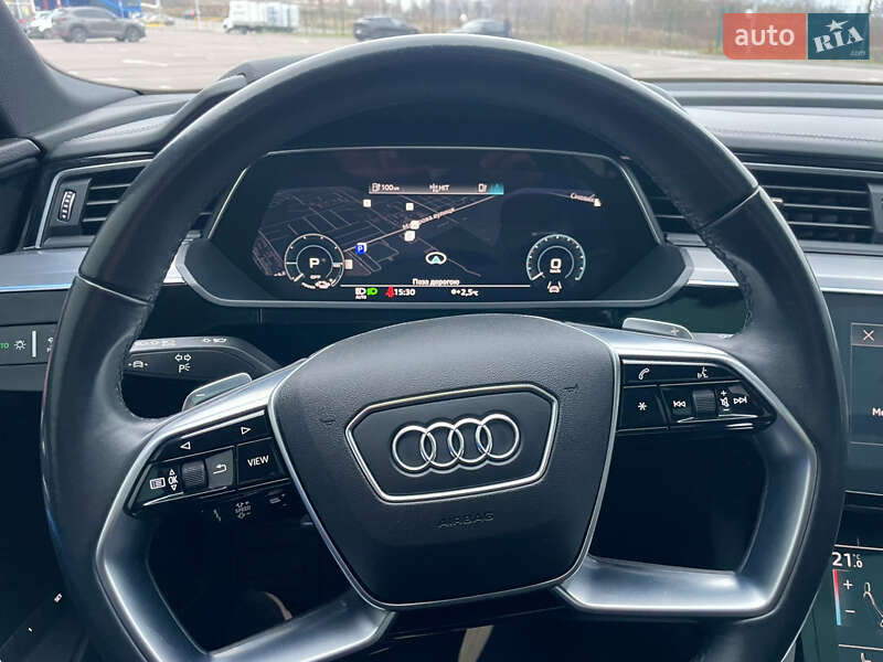 Внедорожник / Кроссовер Audi e-tron 2022 в Ровно фото 47 Внедорожник / Кроссовер Audi e-tron 2022 в Ровно