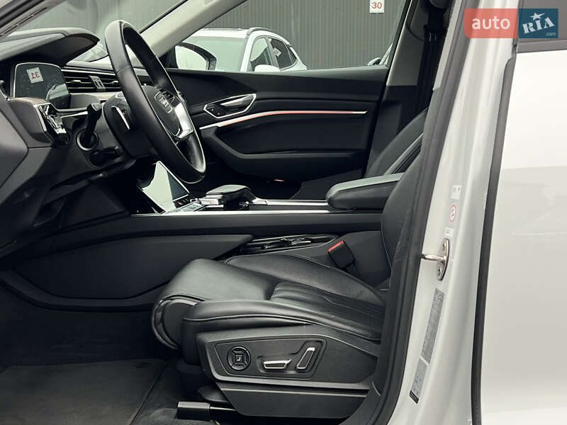 Внедорожник / Кроссовер Audi e-tron 2023 в Луцке