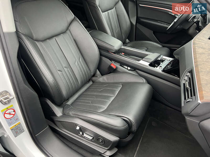 Внедорожник / Кроссовер Audi e-tron 2023 в Луцке