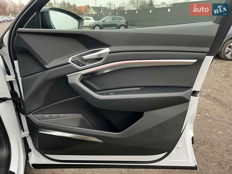 Внедорожник / Кроссовер Audi e-tron 2023 в Луцке