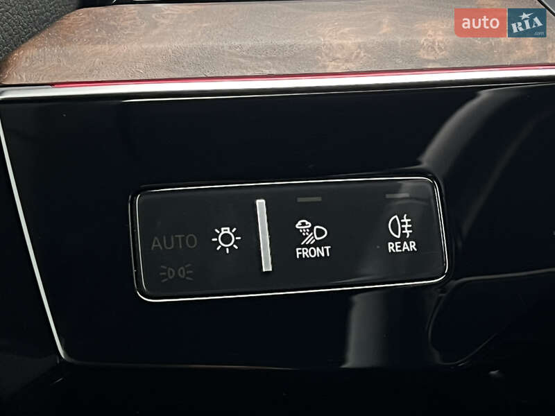 Внедорожник / Кроссовер Audi e-tron 2023 в Луцке