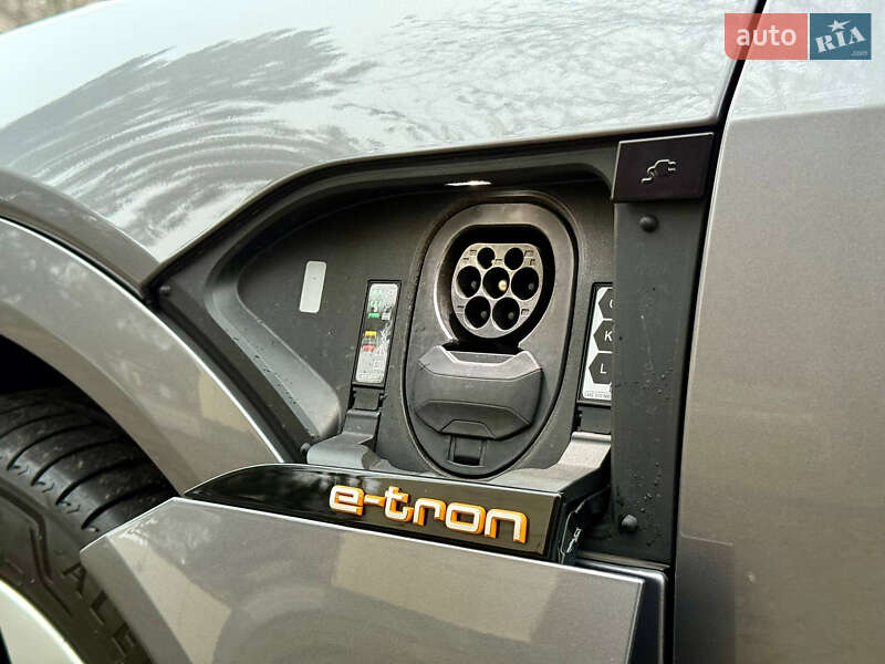Внедорожник / Кроссовер Audi e-tron 2022 в Днепре фото 60 Внедорожник / Кроссовер Audi e-tron 2022 в Днепре