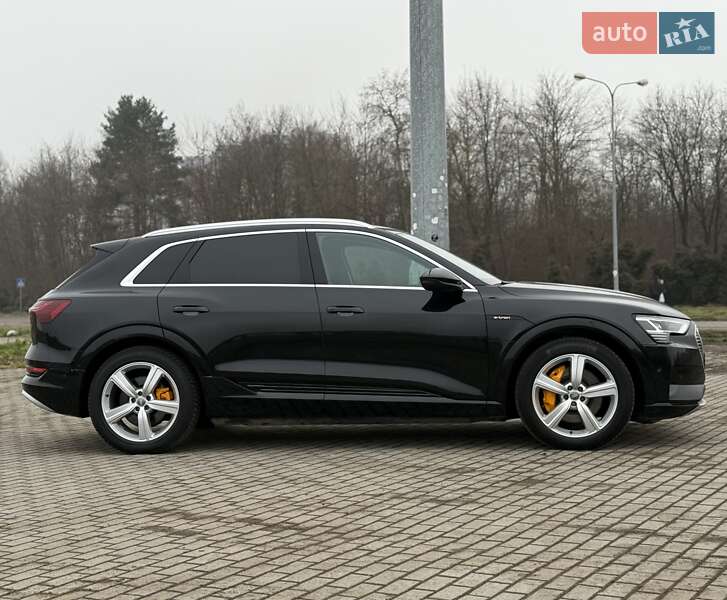 Внедорожник / Кроссовер Audi e-tron 2020 в Львове