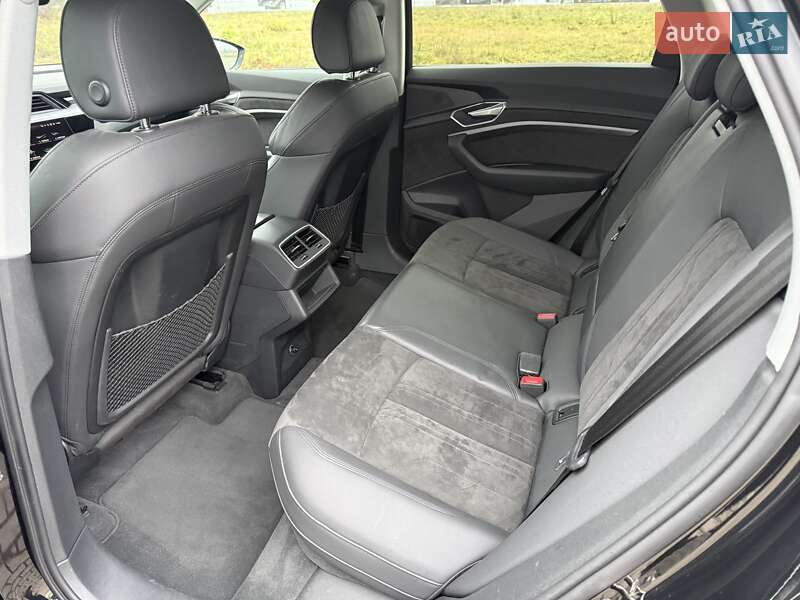 Внедорожник / Кроссовер Audi e-tron 2020 в Львове