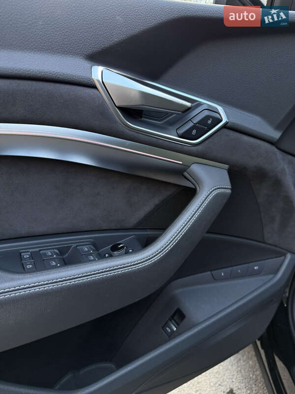 Внедорожник / Кроссовер Audi e-tron 2021 в Черновцах