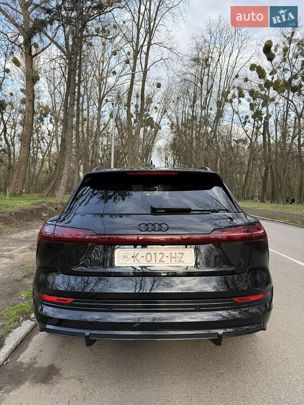 Внедорожник / Кроссовер Audi e-tron 2021 в Черновцах